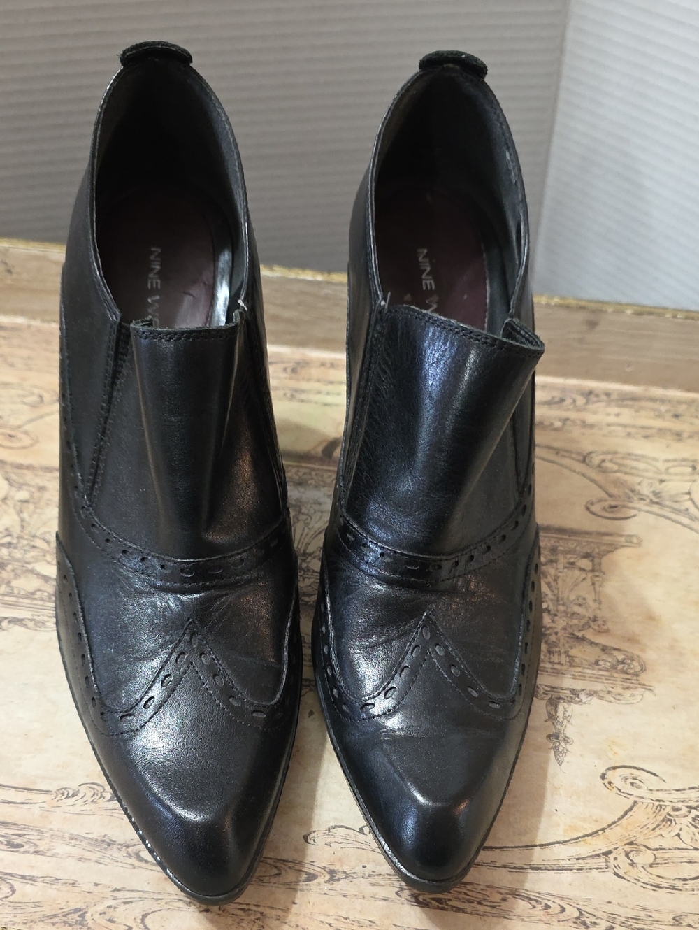 Nine West Black Leather Pointed Toe Ankle Boots 9.5 Western Cowgirl